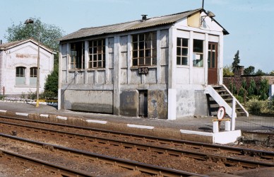 GHISLENGHIEN  DIA 81-3940.jpg